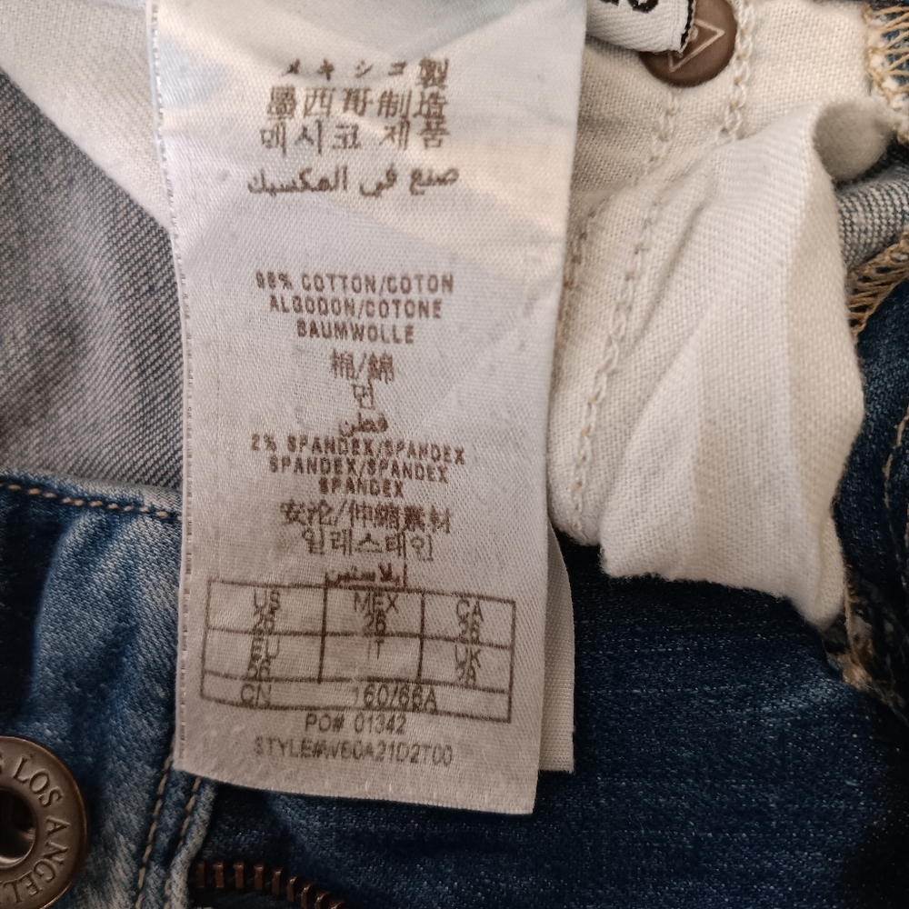 Guess Distressed Blue Jeans - Picture 11 of 16
